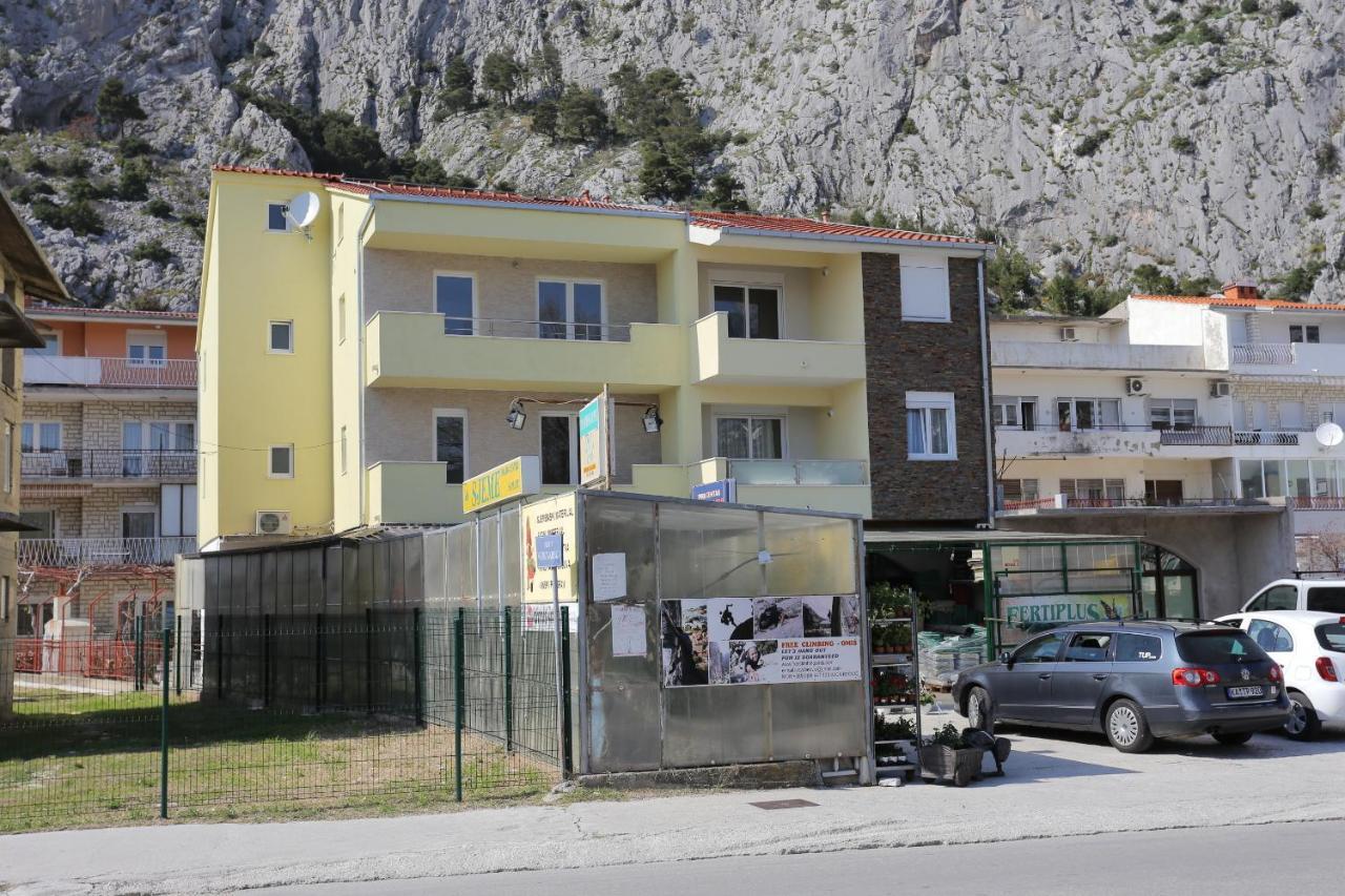 Apartments With A Parking Space Omis - 10362 外观 照片
